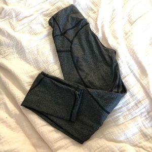 Til You Collapse - Grey heart booty leggings - XXS